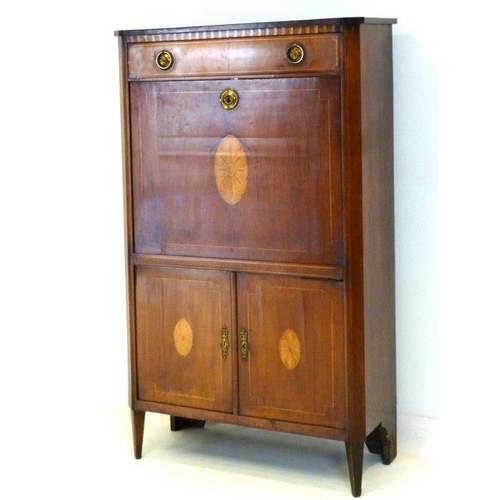 927 - An early 19th century secretaire cabinet, marquetry inlaying to doors, brass handle and key plates, ... 