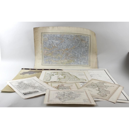 564 - A collection of assorted 18th and 19th century maps, including small county maps, John Cary Oxfordsh... 