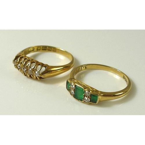 902 - Two 18ct gold Edwardian rings, comprising an 18ct gold, emerald and diamond ring, marked 1916, size ... 