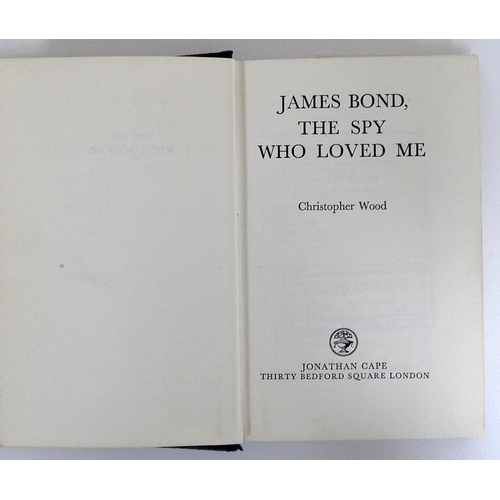 485 - Two James Bond adapted by Christopher Wood first editions comprising 'The Spy Who Loved Me', Gildros... 