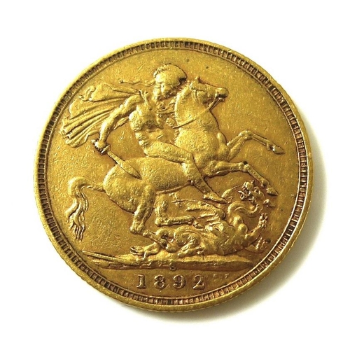 780 - A Victorian gold sovereign, 1892, Sydney, Australia mint.