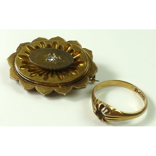 824 - A 15ct gold Victorian brooch, set with old cut diamond, approx 0.06ct, marked 15ct, with attached sa... 