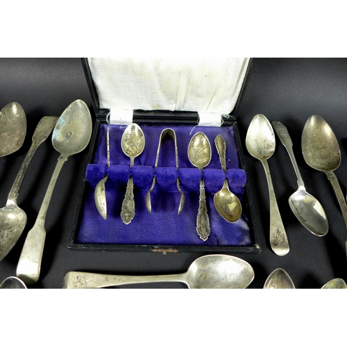 61 - A group of silver spoons and teaspoons, including three George IV fiddle pattern dessert spoons, Lon... 