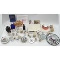 A mixed collection of ceramics, glassware and collectables including Masons cup s and saucers.1 box)