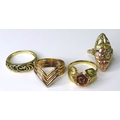 Private Collection-Vintage and Modern design rings: A group of four 9ct multicoloured gold rings, co... 