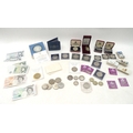 A Franklin Mint 1974 20 Balboas silver coin, together with other coinage and bank notes, Balboa coin... 