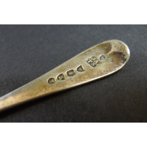 9 - A group of silver items, comprising a Victorian berry spoon, Walker & Hall, Sheffield 1897, a cased ... 