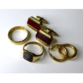 A group of six pieces of 9ct gold jewellery, comprising a  wedding ring, size Z, a signet ring inset... 