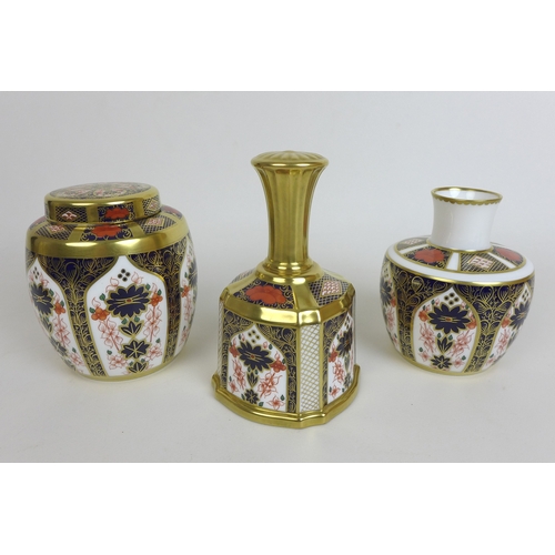 6 - A group of Royal Crown Derby wares,  comprising twenty-eight piece of 1128 pattern tea wares, six cu... 