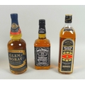 Vintage Whisky: three bottles of whisky, comprising a bottle of Glen Moray, Single Speyside Malt, Sc... 