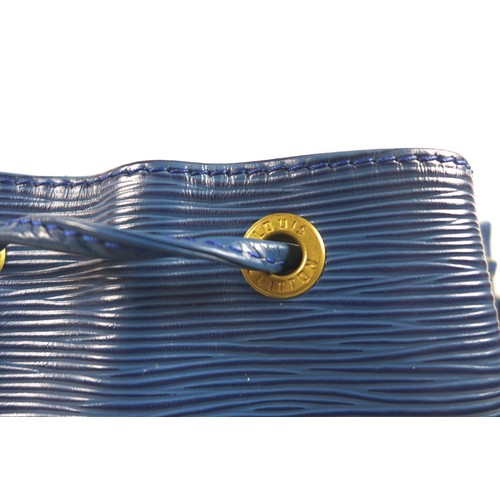 47 - A Louis Vuitton Noe Epi leather shoulder bag in blue, with Louis Vuitton stamped brass fittings, 34 ... 