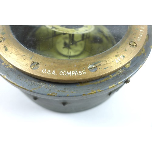 117 - A WWII Air Ministry 0.2.A. compass, reference number '6A/892', together with an Azimuth Circle NO. 4... 