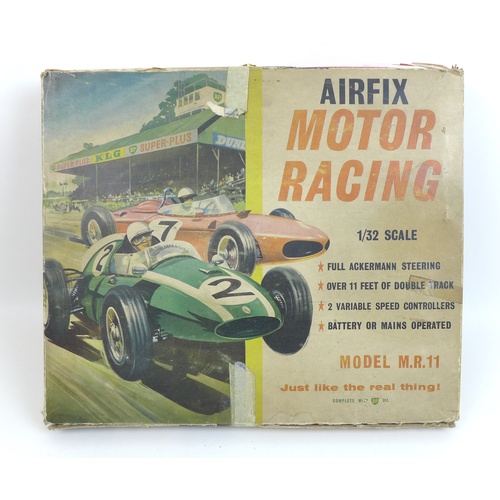 153 - A collection of Airfix and Scalextric toy model racing cars, including an Airfix Motor racing set wi... 