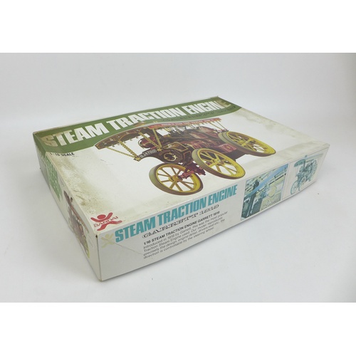 152 - A Bandai 1:16 Garrett 1919 Steam Traction Engine, complete in original packaging and box, with instr... 