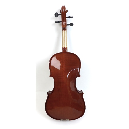 175 - An Antoni ACV30 violin with two bows and a fitted case. (4)