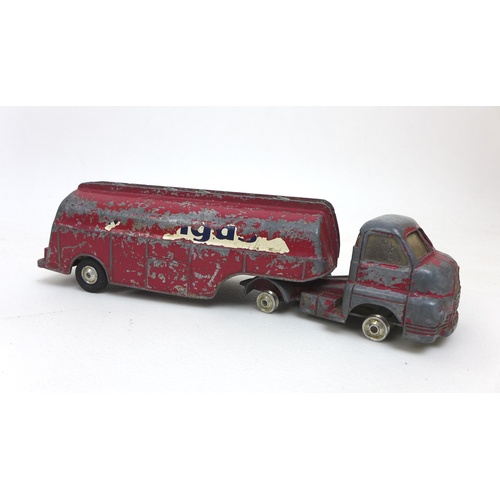 155 - A group of die cast Dinky and Corgi model toys, including a Dinky Toys Bedford Refuse truck, a Corgi... 