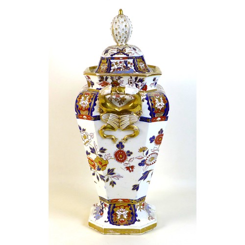 58 - A large Copeland Spode ceramic vase and cover, in Imari pattern 3955, circa 1840, with twin dragon h... 