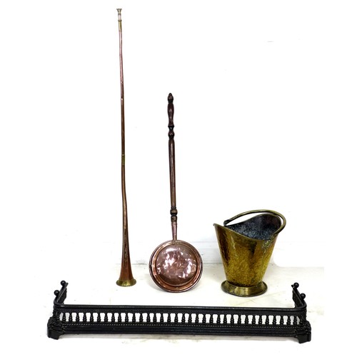 75 - A collection of copper and brass items, including candlesticks, jardiniere, oil lamp, 58 by 20cm, pi... 