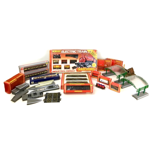 167 - A collection of Hornby Dublo model locos and accessories, including a boxed Industrial Freight set, ... 