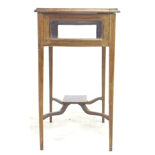 306 - An Edwardian mahogany and inlaid vitrine, lift top, X stretcher, raised on slender tapering legs, 63... 