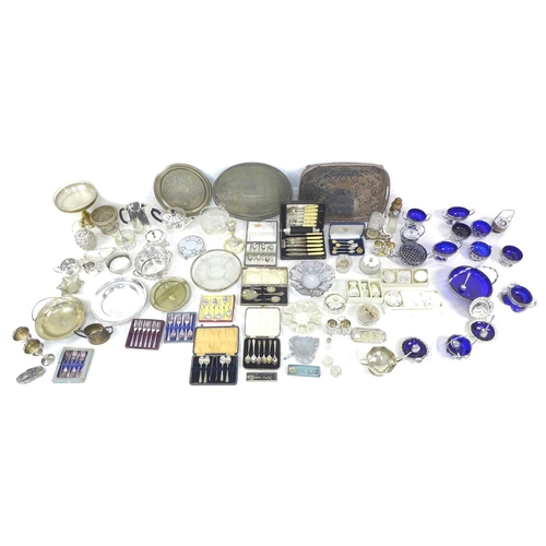 79 - A collection of silver plated and metal items, mostly Edwardian and later, including trays, comport,... 