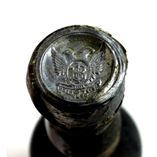 188 - Vintage Port: a bottle of 1945 Borges vintage port, wax capsule, U: base of shoulder.