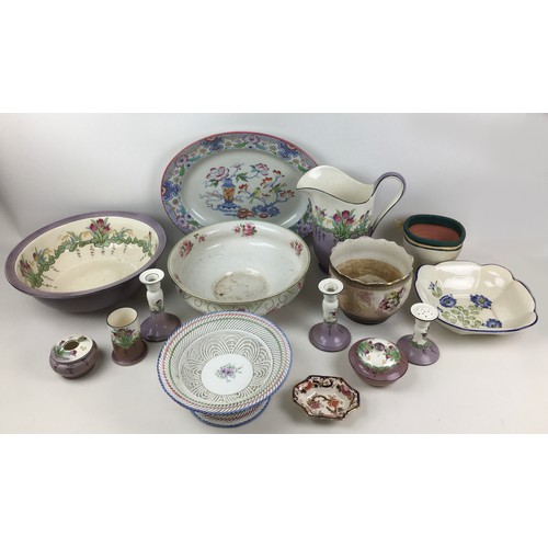 20 - A group of mixed ceramics, including an oval Masons Mandarin serving dish, 50 by 40 by 5cm high, and... 