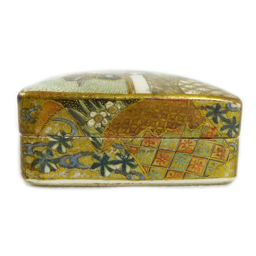 1 - A fine Japanese Satsuma pottery kogo incense box and cover by Kinkozan, Meiji period, of rectangular... 