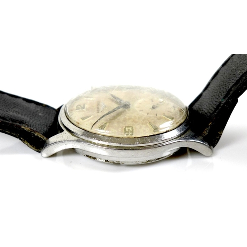 129 - A Longines stainless steel gentleman's wristwatch, ref. 6263, circa 1950s, circular silvered quarter... 