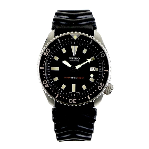 137 - A Seiko Automatic Scuba Divers stainless steel gentleman's wristwatch, model 7007-700 A1, circular b... 