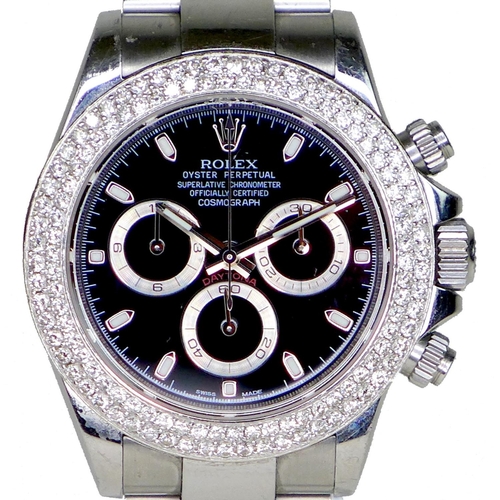 156 - A Rolex Oyster Perpetual Daytona Cosmograph stainless steel cased gentleman's wristwatch, Superlativ... 