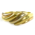 An 18ct tri-coloured gold ring, size S, 5.3g.