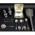 A collection of Edwardian and later silver, comprising five Edwardian apostle spoons, 10cm long, a t... 