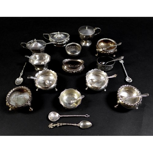 84 - Thirteen Victorian and later silver salts and mustard pots, including a six cauldron style salts, th... 