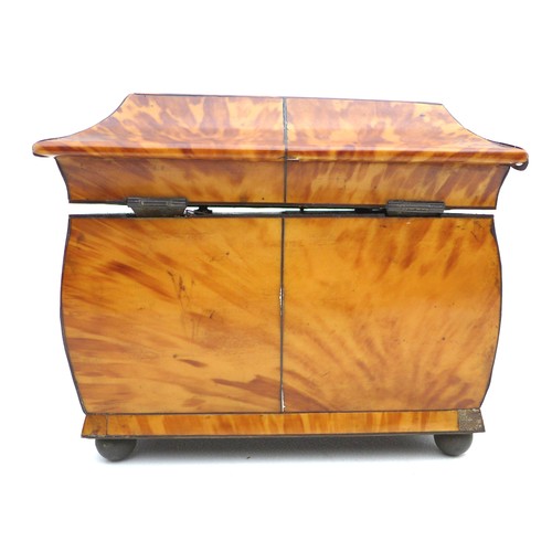 88 - A Georgian tortoiseshell twin division tea caddy, 18 by 10.7 by 14.8cm high.