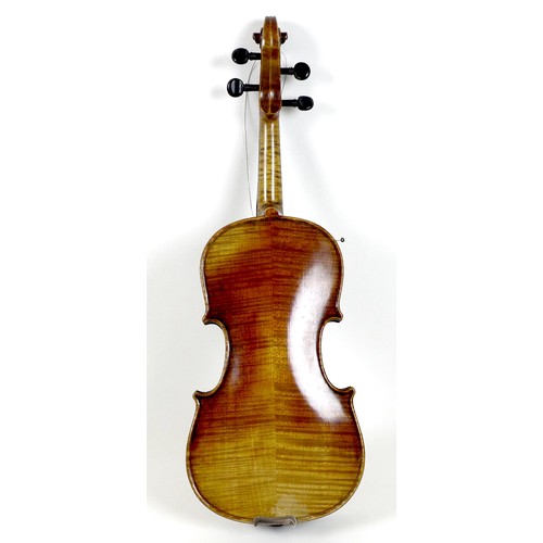 127 - An early 20th century German 3/4 violin, with ebonised fingerboard, tailpiece and tuning pegs, a/f d... 