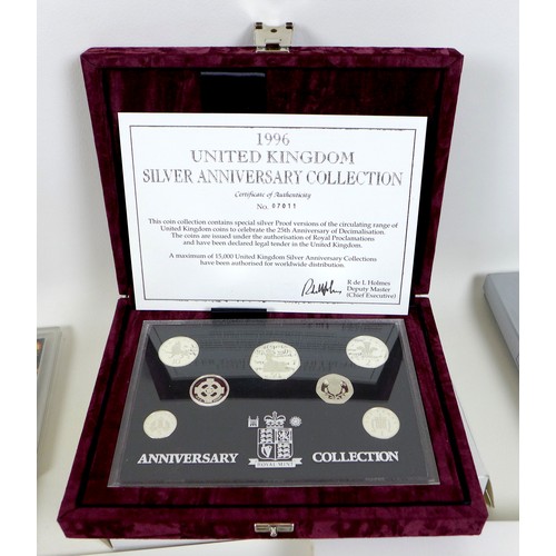 160 - A mixed collection of GB and some World coins, including '1996 United Kingdom Silver Anniversary Col... 