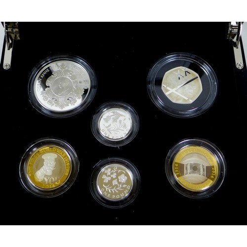 148 - A group of three Elizabeth II Royal Mint UK Piedfort coin sets, comprising 'United Kingdom 2006 Pied... 