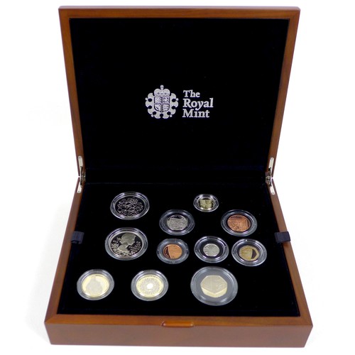 119 - An Elizabeth II Royal Mint UK proof coin set, 'The 2012 United Kingdom Premium Proof Set', eleven co... 