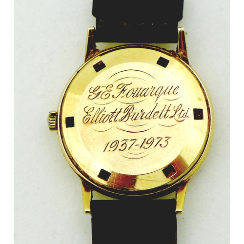 79 - A Universal Geneve Automatic 9ct gold cased gentleman's wristwatch, circa 1970s, the circular silver... 