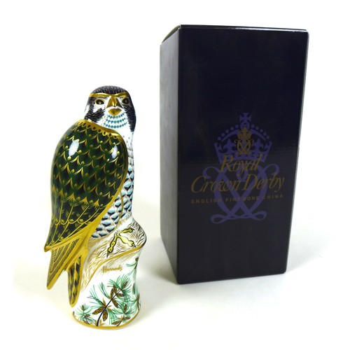 54 - A Royal Crown Derby paperweight, modelled as a Harrods Peregrine Falcon, limited edition 158/250, wi... 