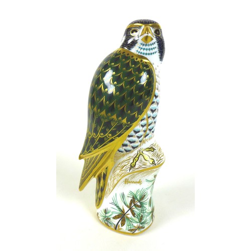 54 - A Royal Crown Derby paperweight, modelled as a Harrods Peregrine Falcon, limited edition 158/250, wi... 