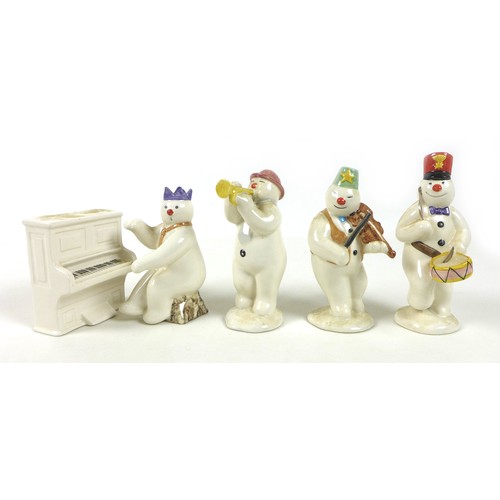 46 - A group of Royal Doulton Snowman figurines, comprising 'Drummer Snowman', DS15, 14.5cm high, 'Violin... 