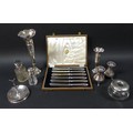 A collection of George V silver, comprising two silver condiments, Atkin Brothers, Sheffield 1919, t... 