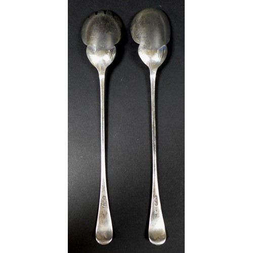 14 - A collection of Victorian and later silver, comprising a Victorian rat tail pattern serving spoon, w... 