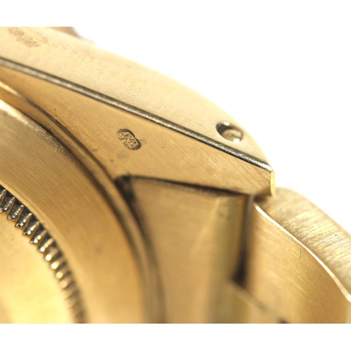 84 - A vintage 18ct gold Rolex Submariner-Date Oyster Perpetual gentleman's wristwatch, circa 1986, refer... 