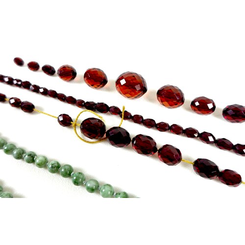 102 - Two vintage necklaces, comprising a jade bead necklace, of eighty eight beads, each 8.2mm diameter, ... 