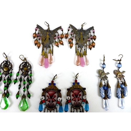 100 - A collection of vintage Czechoslovakian earrings, in the style of Neiger Brothers, each with coloure... 