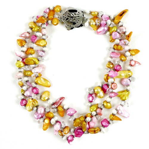 96 - A Chinese multicoloured blister and baroque pearl necklace, the pink, orange, and white pearls inter... 