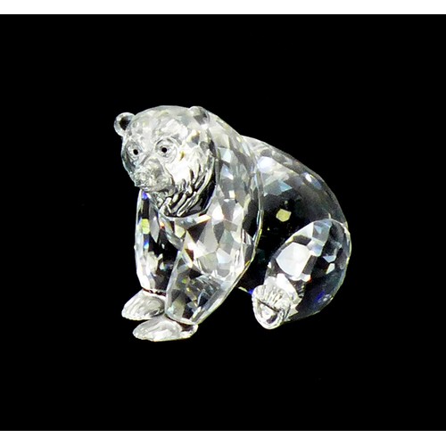 72 - A Swarovski crystal ornament of a Grizzly bear A73637 NR 000 006, 8cm high, with original box.